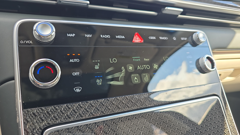 New 2026 Genesis GV80 3.5T e-SC AWD/4WD image 24