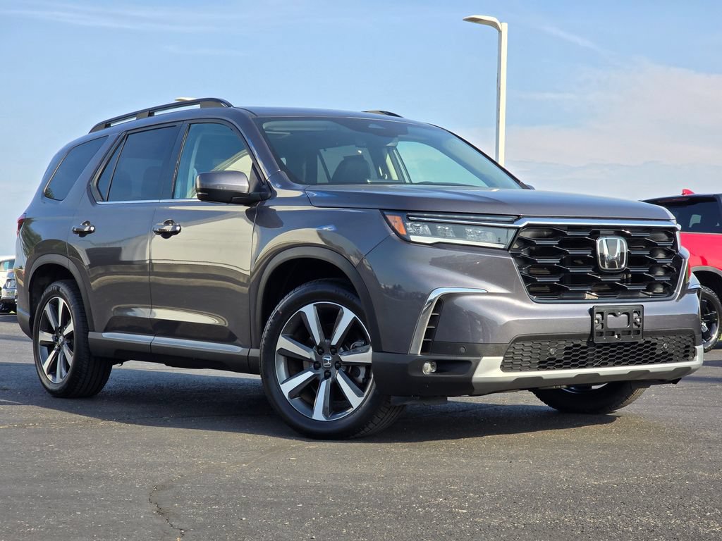 Certified 2023 Honda Pilot Touring