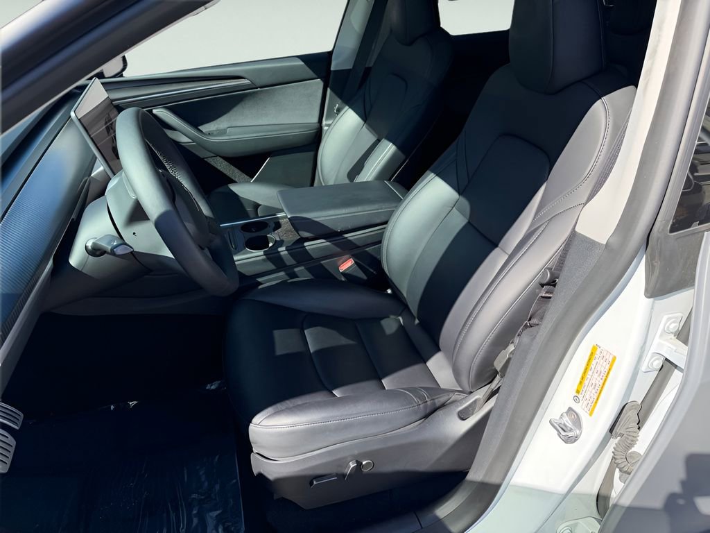 Used 2023 Tesla Model Y Performance AWD/4WD image 18