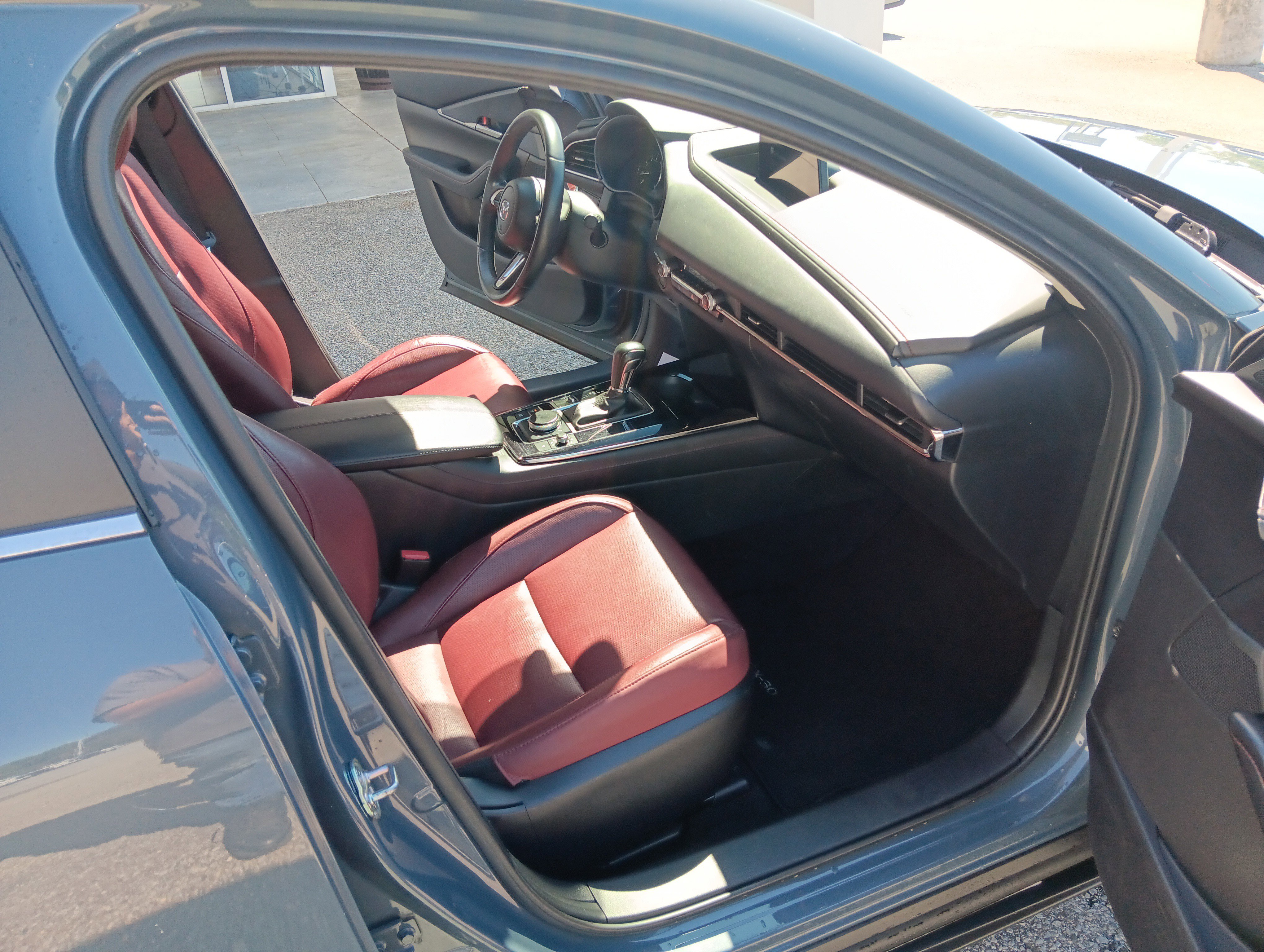 Used 2024 MAZDA CX-30 AWD 2.5 S w/ Preferred Package image 19