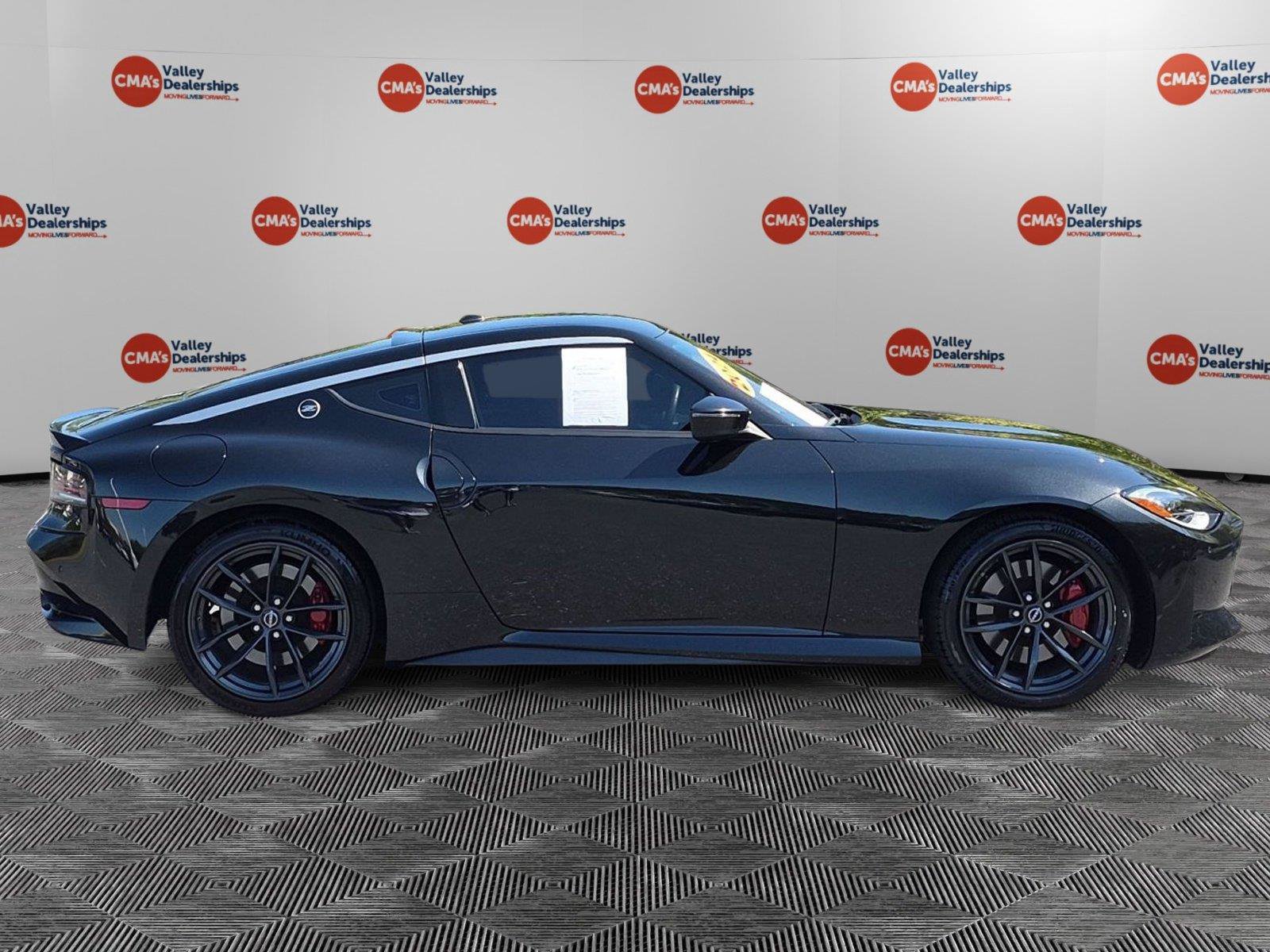 Used 2024 Nissan Z Performance w/ Floor Mat Package RWD image 6