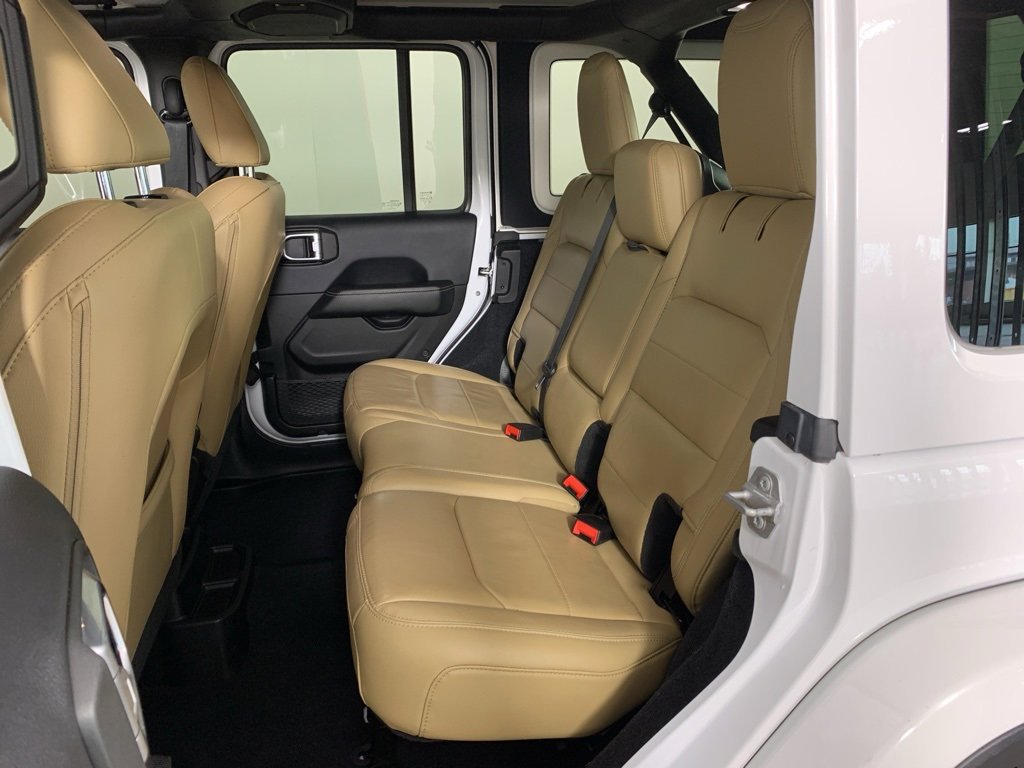 Used 2019 Jeep Wrangler Unlimited Sahara w/ Quick Order Package 24M Moab image 30