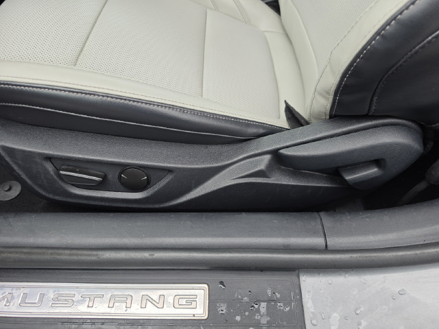 Used 2024 Ford Mustang Premium RWD image 31