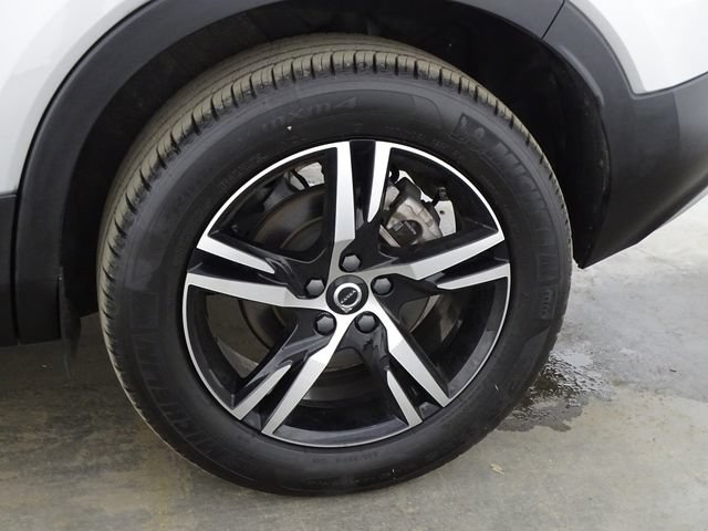 Used 2025 Volvo XC40 B5 Core AWD/4WD image 39