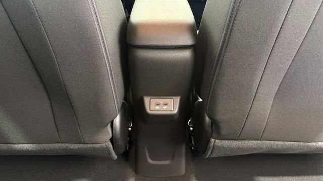 New 2027 Chevrolet Bolt LT w/ Comfort Package FWD image 26