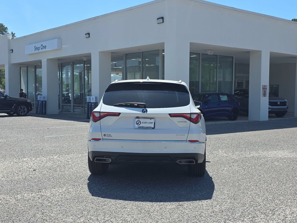 Used 2023 Acura MDX w/ Advance Package AWD/4WD image 6