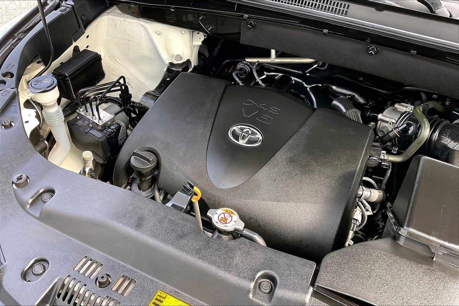 Used 2018 Toyota Highlander Limited Platinum AWD/4WD image 19
