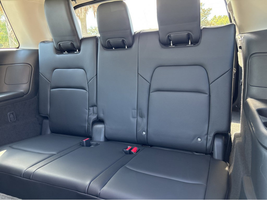 New 2026 Nissan Pathfinder SL FWD image 26