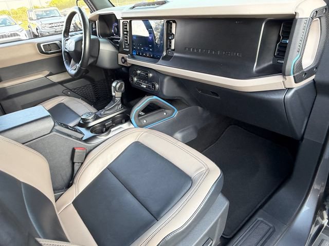 Used 2022 Ford Bronco Wildtrak AWD/4WD image 15