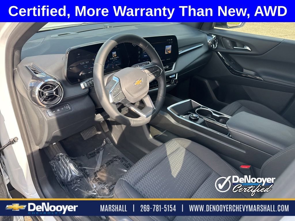 Used 2026 Chevrolet Equinox LT AWD/4WD image 13
