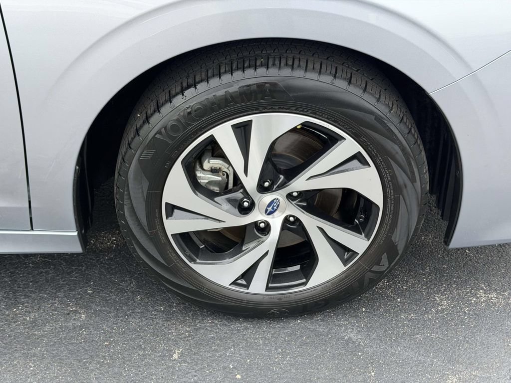 Used 2020 Subaru Legacy Premium w/ Popular Package #1 AWD/4WD image 9