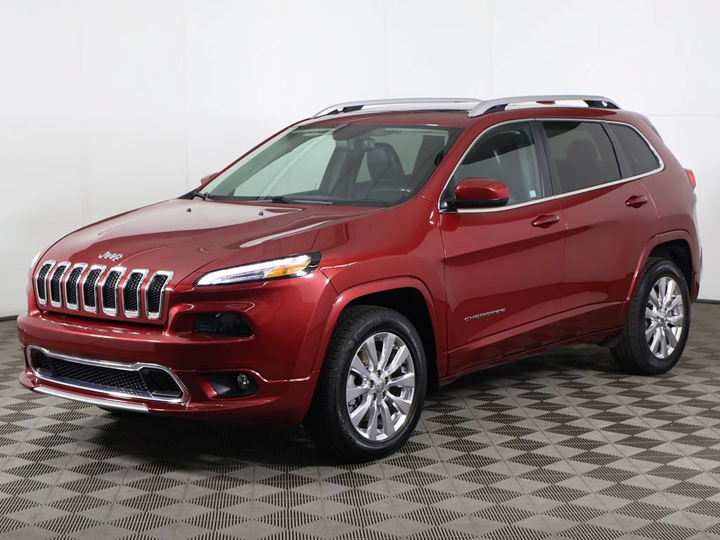 Used 2017 Jeep Cherokee Overland AWD/4WD image 9