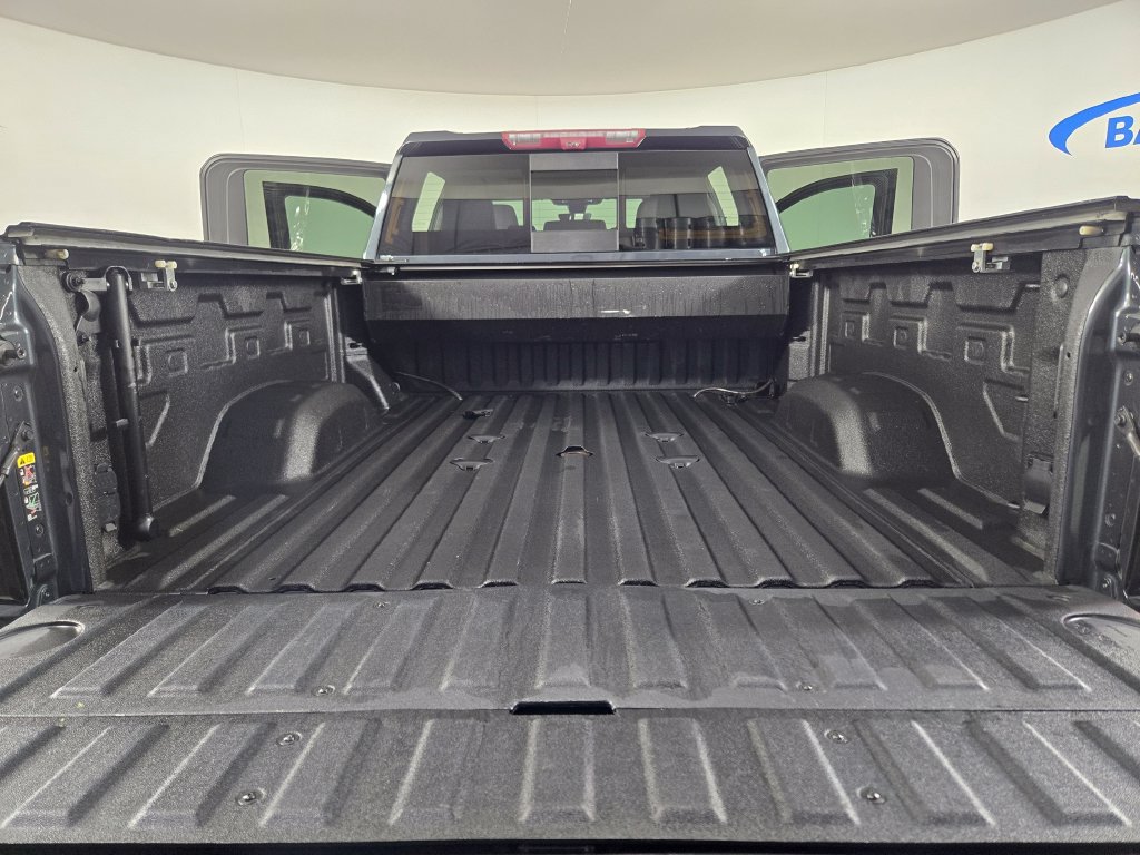 Certified 2022 GMC Sierra 3500 Denali w/ Denali Ultimate Package AWD/4WD image 14