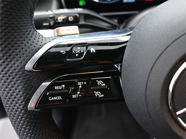 New 2026 Mercedes-Benz GLC 300 image 32