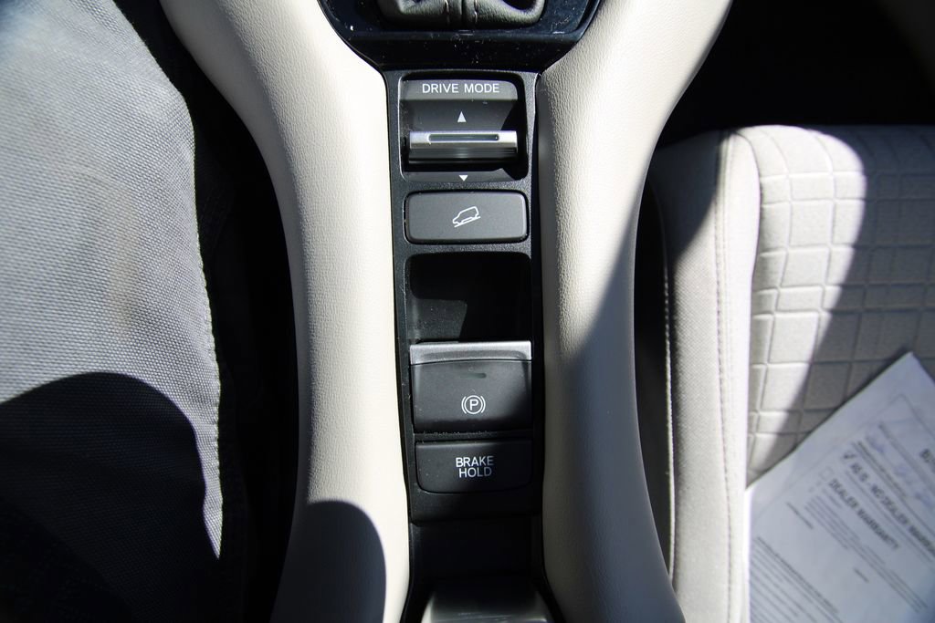 Used 2024 Honda HR-V LX image 24