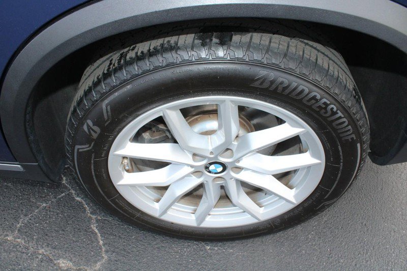 Used 2021 BMW X5 xDrive40i w/ Luxury Seating Package 2 image 6