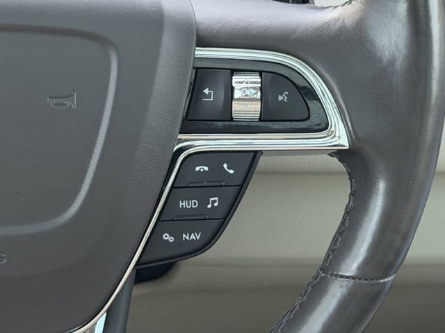 Used 2018 Lincoln Navigator Reserve w/ Technology Package image 15