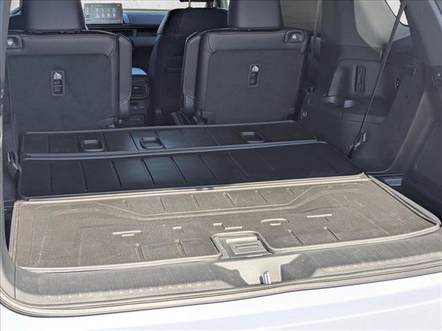Used 2024 Honda Pilot TrailSport image 6