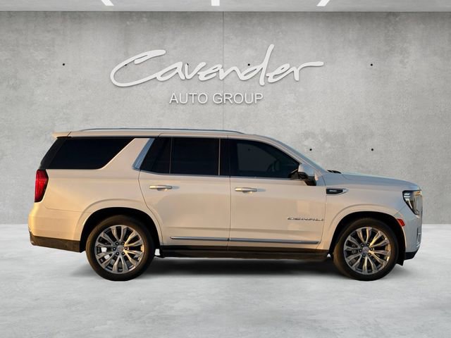 Used 2022 GMC Yukon Denali w/ Denali Premium Package image 8