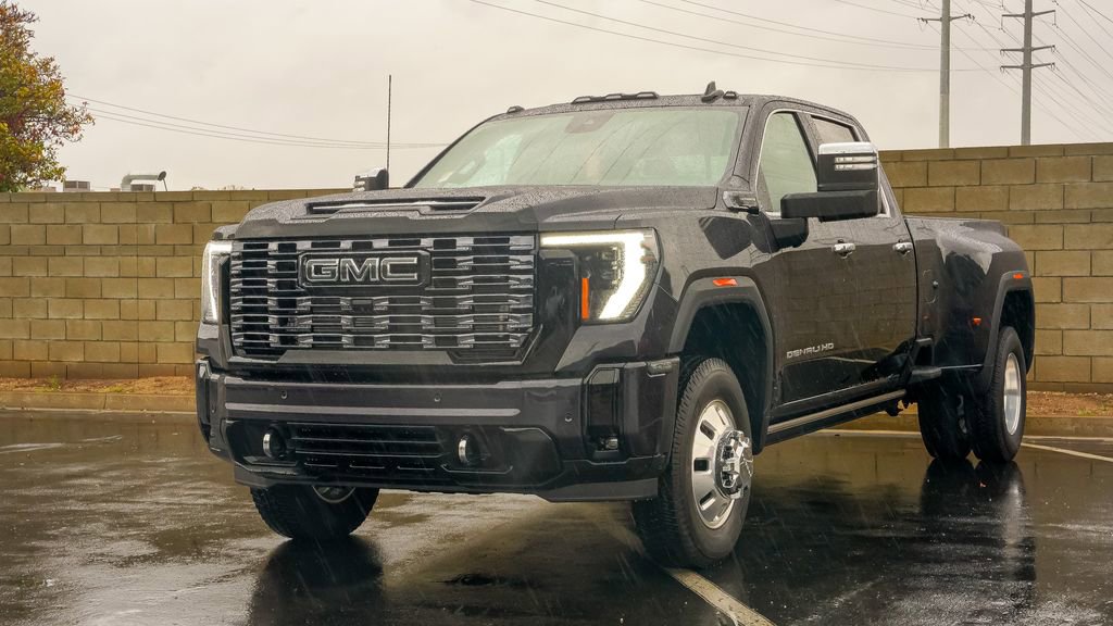 New 2026 GMC Sierra 3500 Denali Ultimate image 2