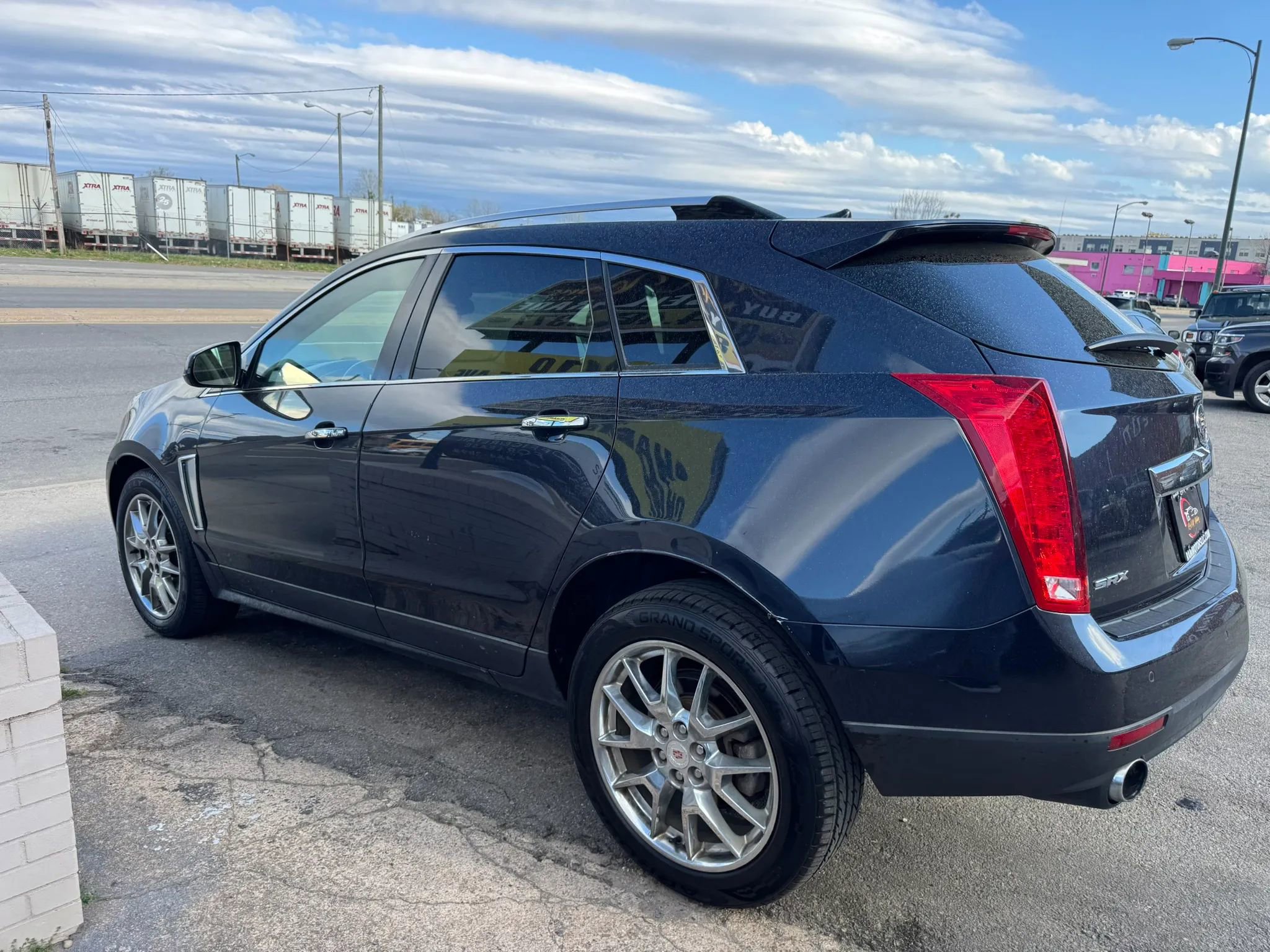 Used 2014 Cadillac SRX Performance w/ Driver Awareness Package image 5