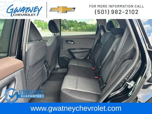Used 2022 Nissan Rogue SV FWD image 20