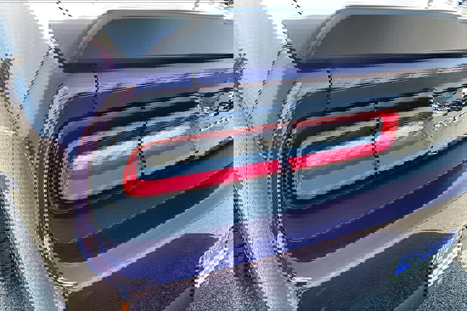 Used 2022 Dodge Challenger R/T w/ Shaker Package image 24