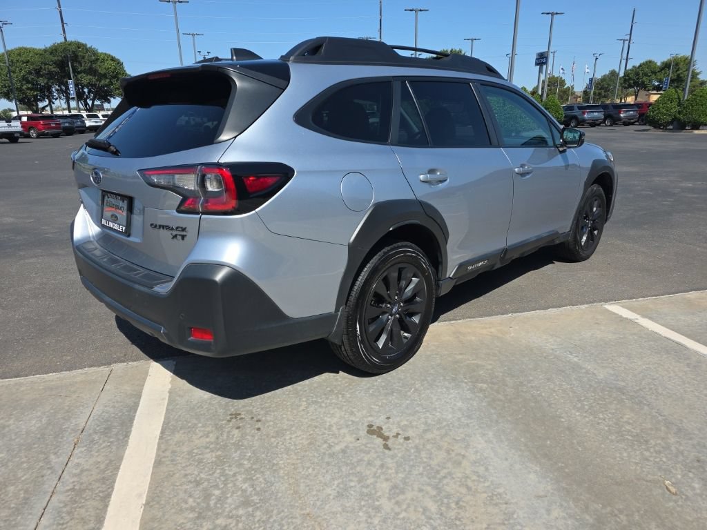 Used 2023 Subaru Outback Onyx Edition XT AWD/4WD image 7