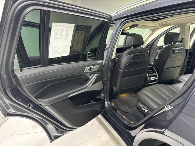 Used 2019 BMW X7 xDrive50i w/ Premium Package AWD/4WD image 27