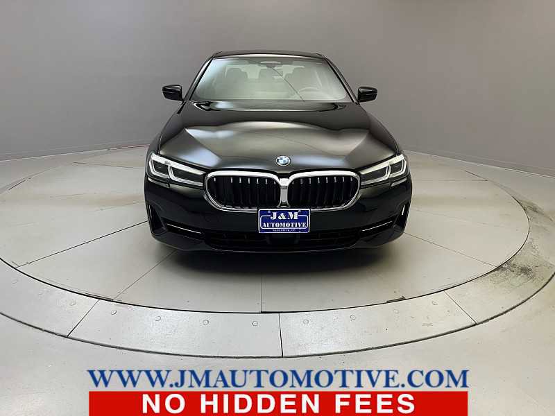 Used 2023 BMW 530i xDrive w/ Premium Package image 8