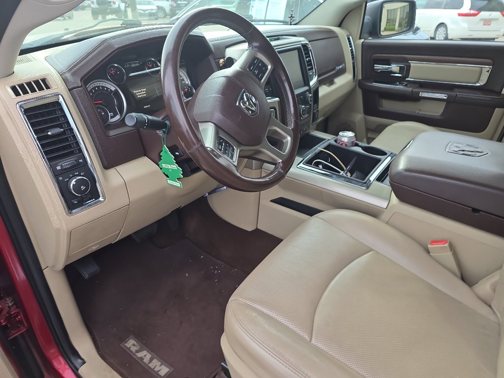 Used 2014 RAM 1500 Laramie w/ Convenience Group image 7