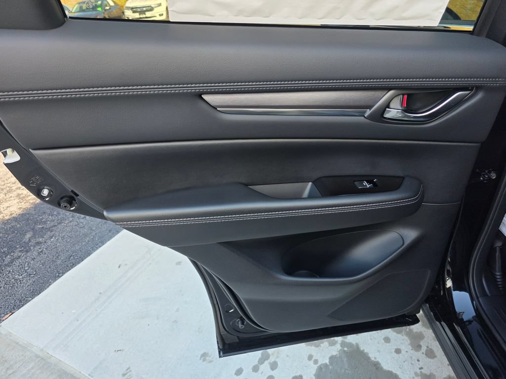 Certified 2025 MAZDA CX-5 AWD 2.5 S w/ Premium Plus Pkg image 3