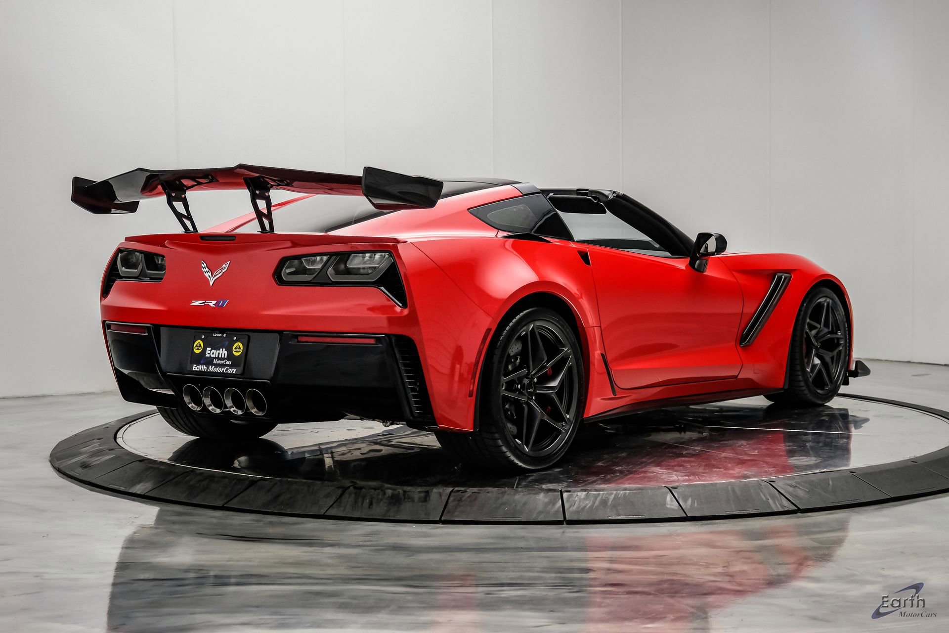 Used 2019 Chevrolet Corvette ZR1 RWD image 21