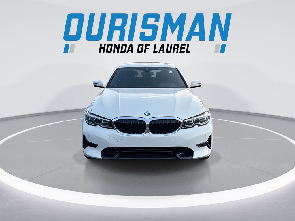 Used 2021 BMW 330i xDrive Sedan w/ Convenience Package image 3