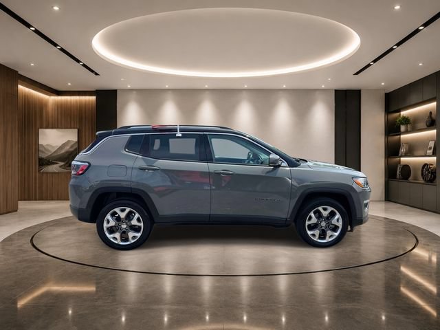 Used 2021 Jeep Compass Limited w/ Sun and Sound Group AWD/4WD image 4