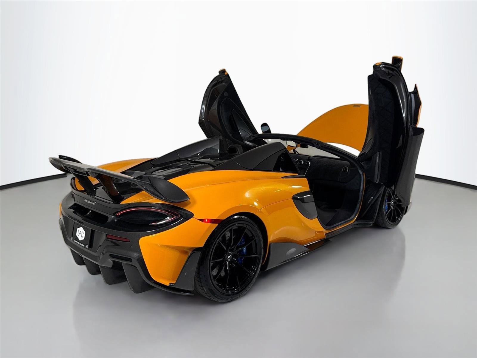 Used 2020 McLaren 600LT Spider image 39