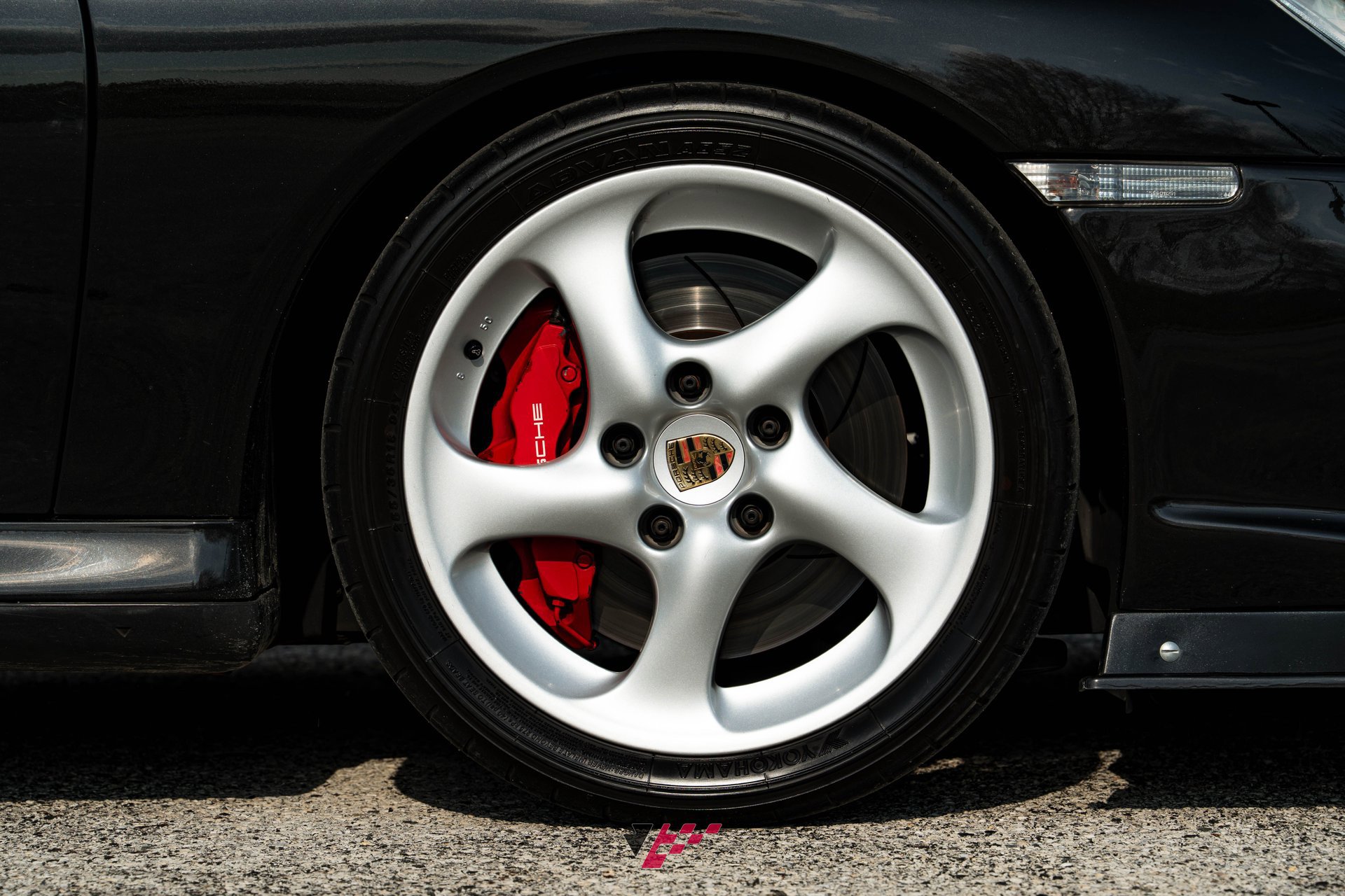 Used 2001 Porsche 911 Turbo image 34