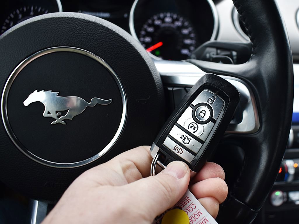 Used 2021 Ford Mustang Premium RWD image 11