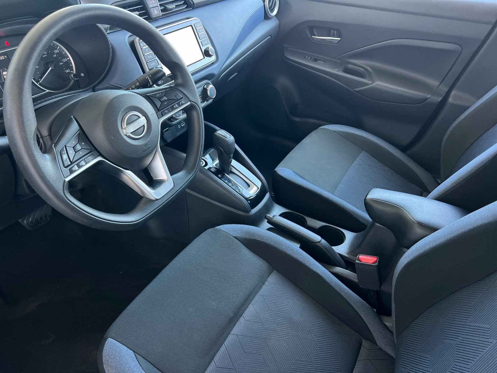 Used 2024 Nissan Versa SV FWD image 10
