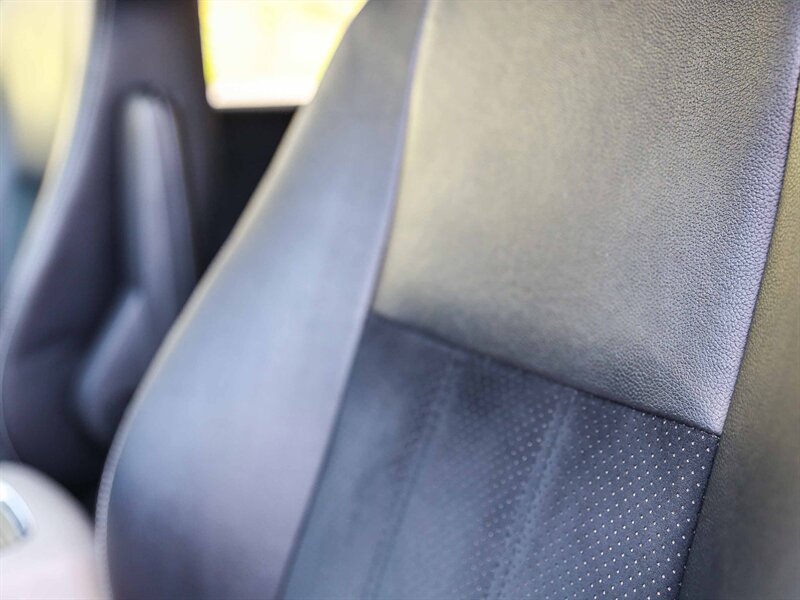 Used 2018 Dodge Grand Caravan SXT FWD image 33