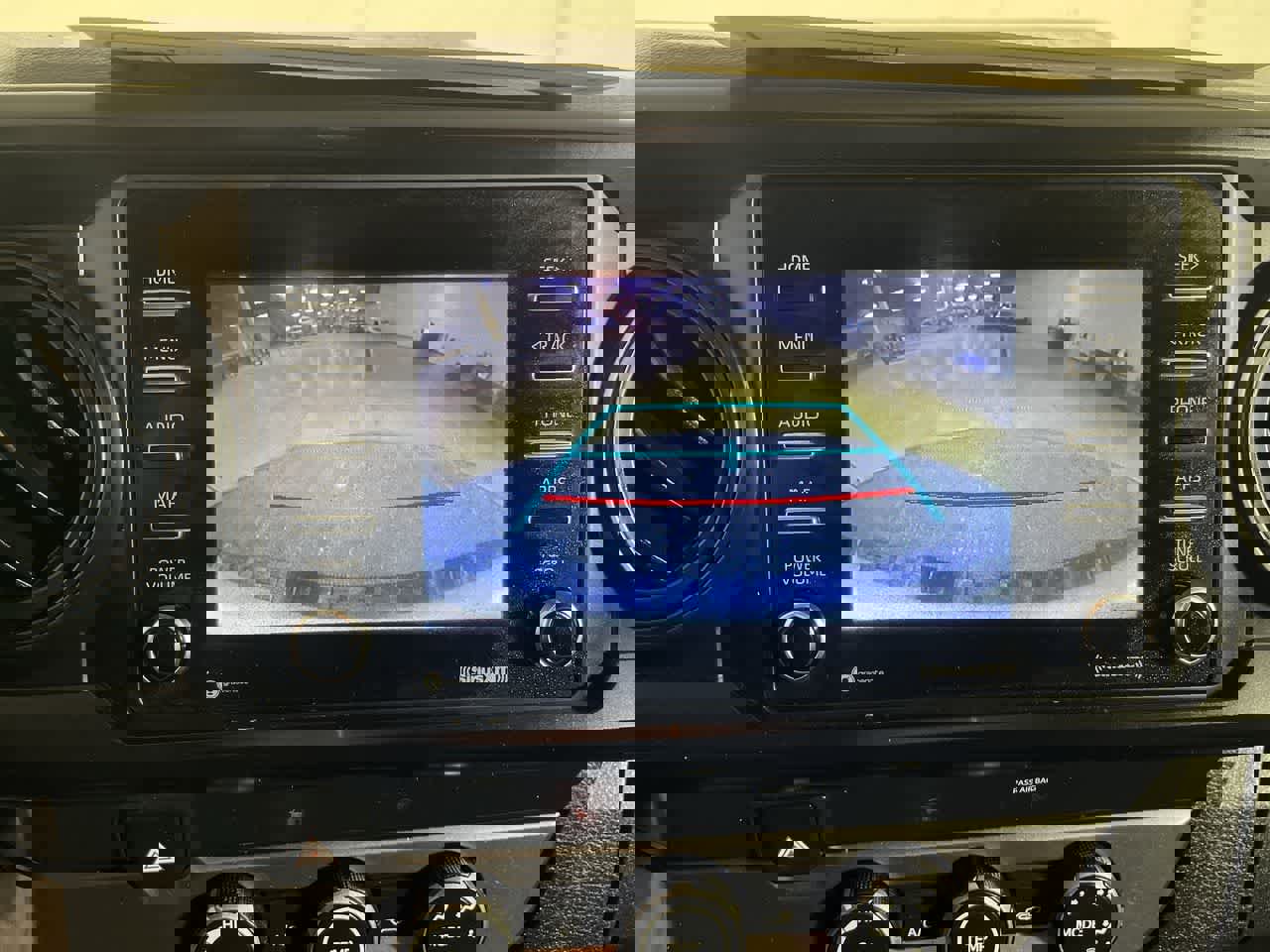 Used 2022 Toyota Tacoma SR image 19