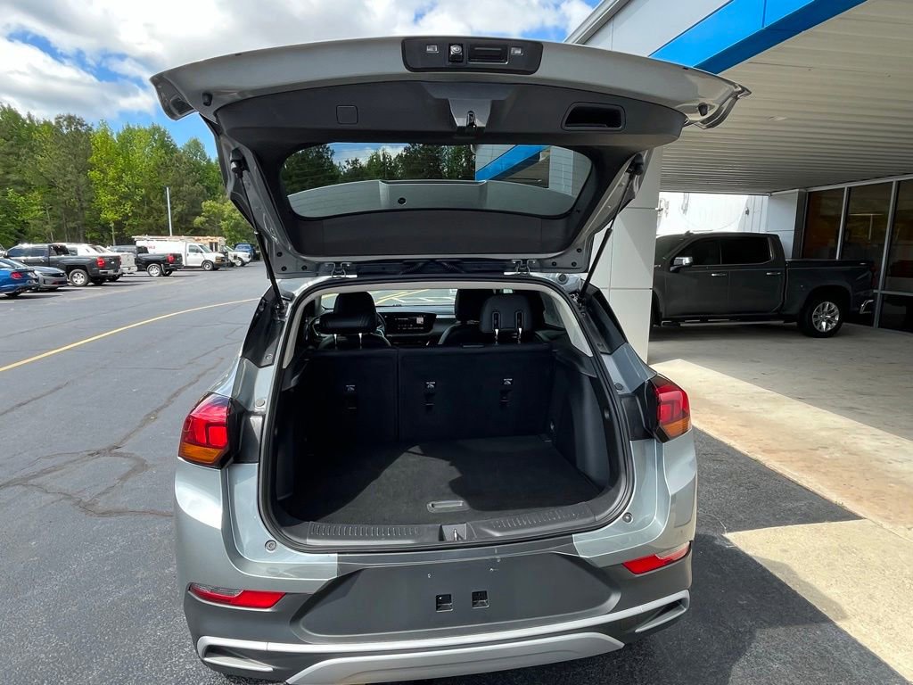 Used 2025 Buick Encore GX Preferred FWD image 12