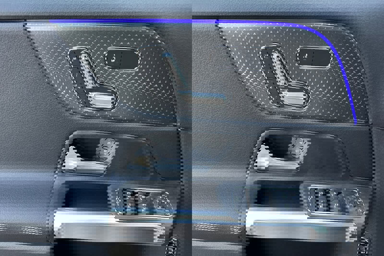 New 2026 Mercedes-Benz GLB 250 GLB 250 image 10