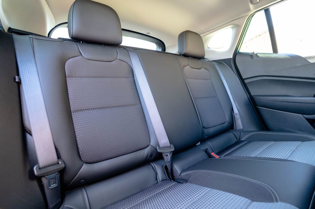 Used 2025 Chevrolet Trax LT w/ Driver Confidence Package image 29