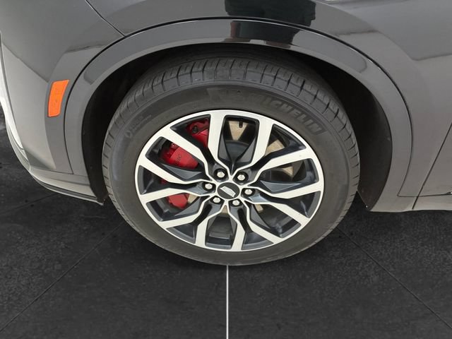 Used 2025 Cadillac XT6 Sport w/ LPO, Floor Liner Package AWD/4WD image 9