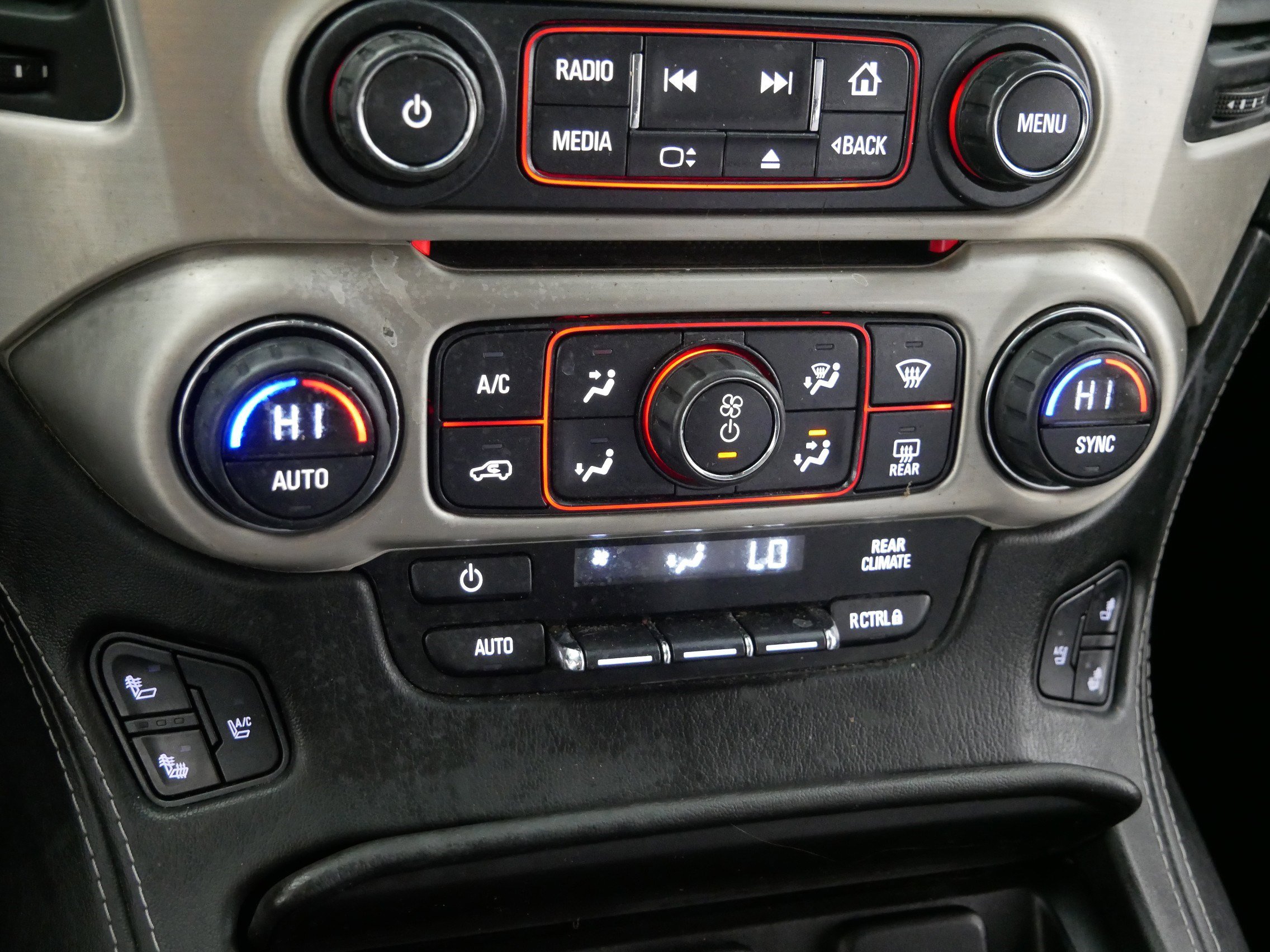 Used 2015 GMC Yukon Denali w/ Open Road Package image 23