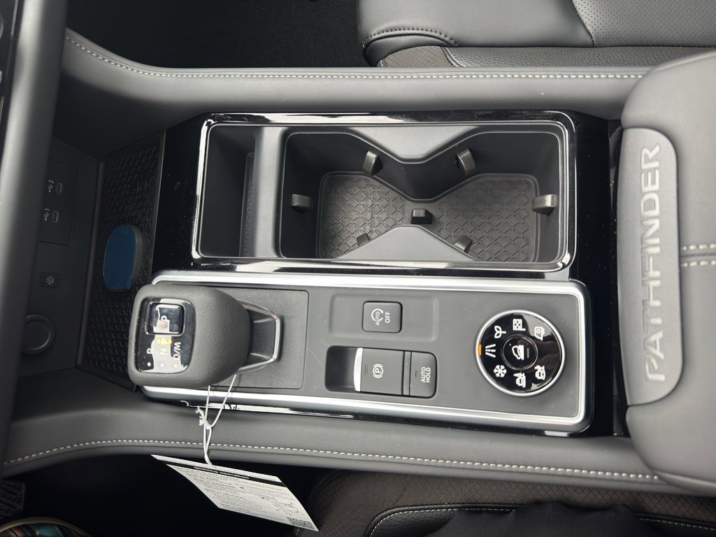 New 2026 Nissan Pathfinder SL image 22