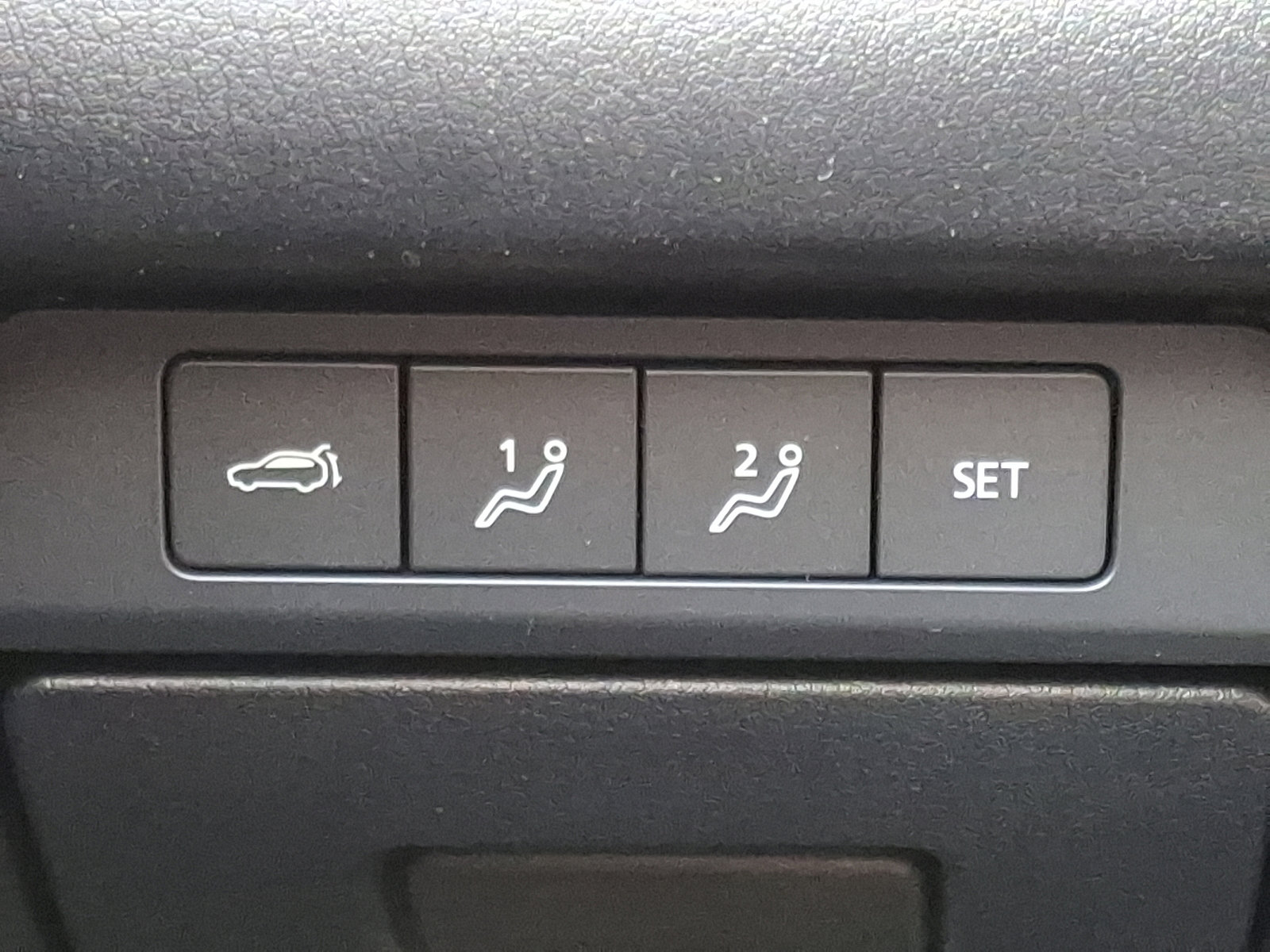 Certified 2025 MAZDA CX-30 2.5 Turbo w/ Premium Plus Pkg image 16