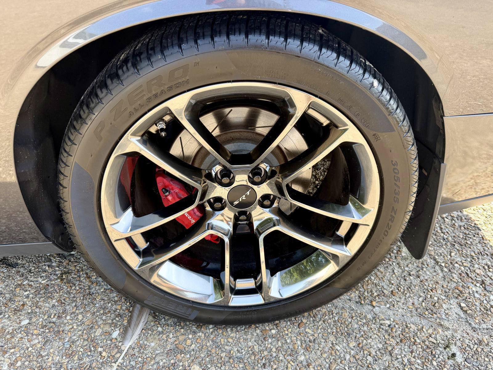 Used 2017 Dodge Challenger SRT Hellcat RWD image 27