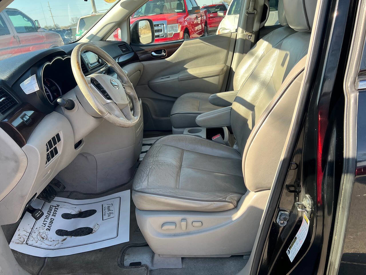 Used 2013 Nissan Quest SV w/ Leather Pkg FWD image 2